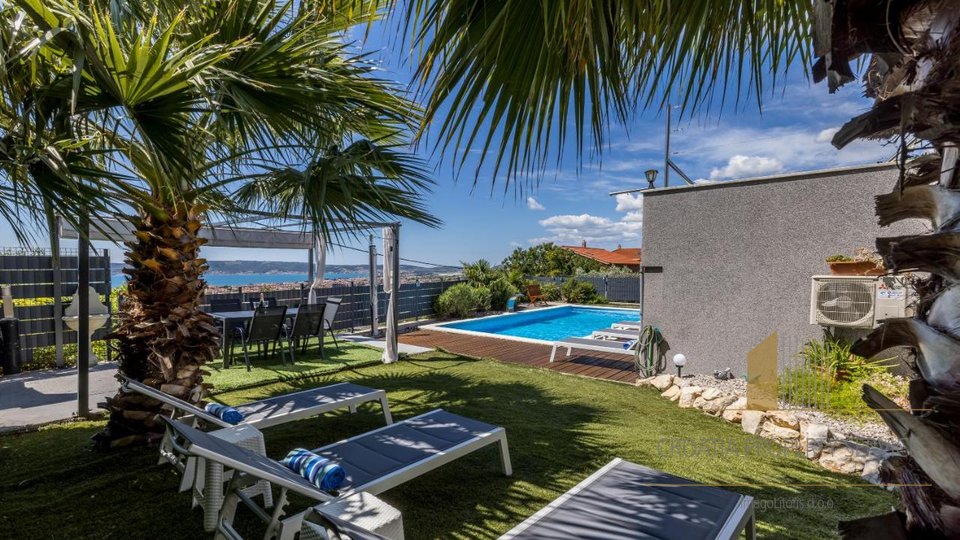 Luxury villa with a beautiful view of the sea - Kaštela!