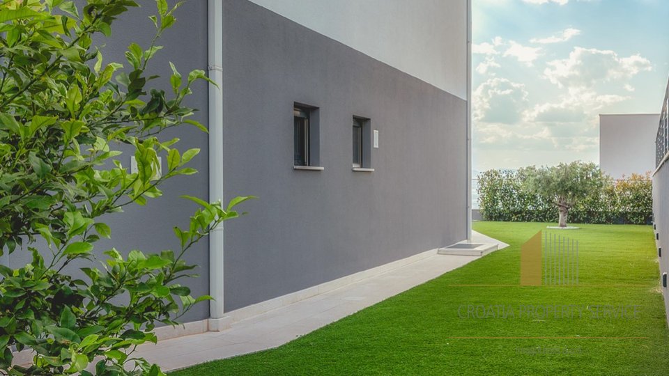 Luxusvilla mit offenem Meerblick in der Nähe von Split!