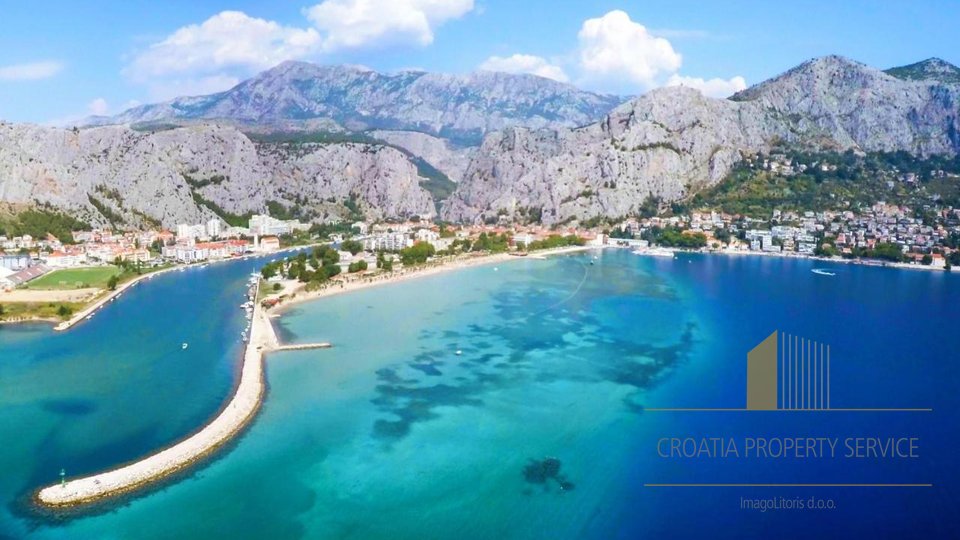 A beautiful apartment with a view of the sea on the Omiš Riviera!