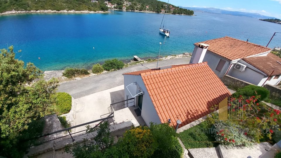 Beautiful family house on the first row to the sea in Nečujam on the island of Šolta!