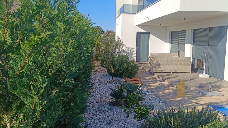 Casa, 185 m2, Vendita, Šibenik - Jadrija