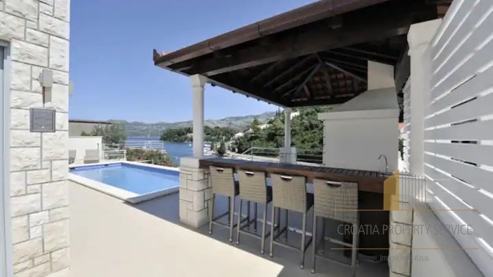 Luxury villa with a private pool, first row to the sea on the island of Korčula!