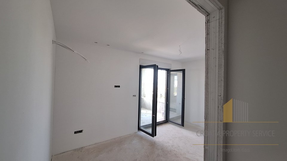 Appartamento, 108 m2, Vendita, Podstrana