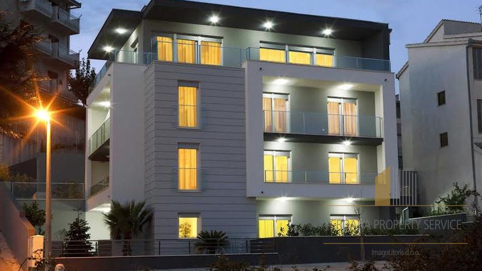 Prekrasan novi hotel u Podstrani kod Splita!