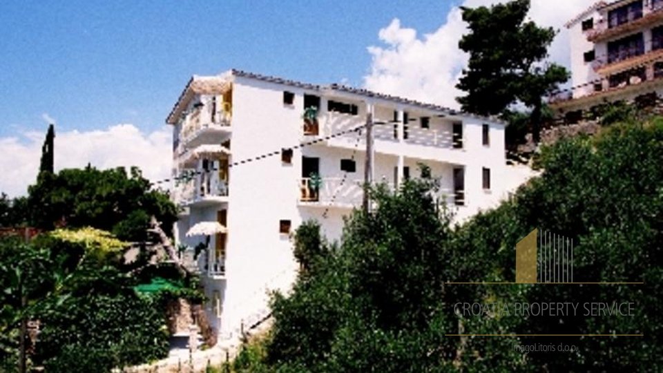 Mini-hotel for sale in Bratus just 20 meters from the sea!