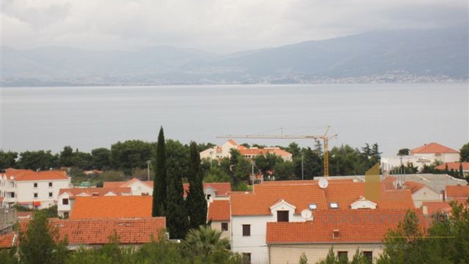 Apartment and garage for sale in Supetar, Brac!