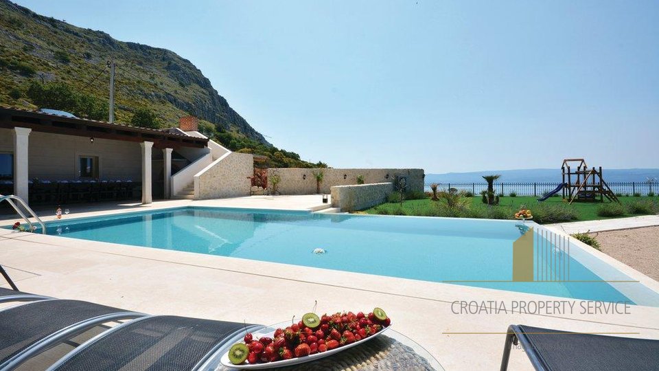 LUXURY VILLA WITH MAGNIFICENT, PANORAMIC SEA VIEW!
