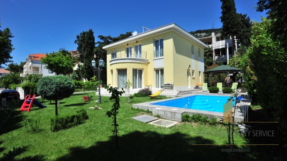 Luxusvilla mit Pool in Split, Meje prestigeträchtige Gegend