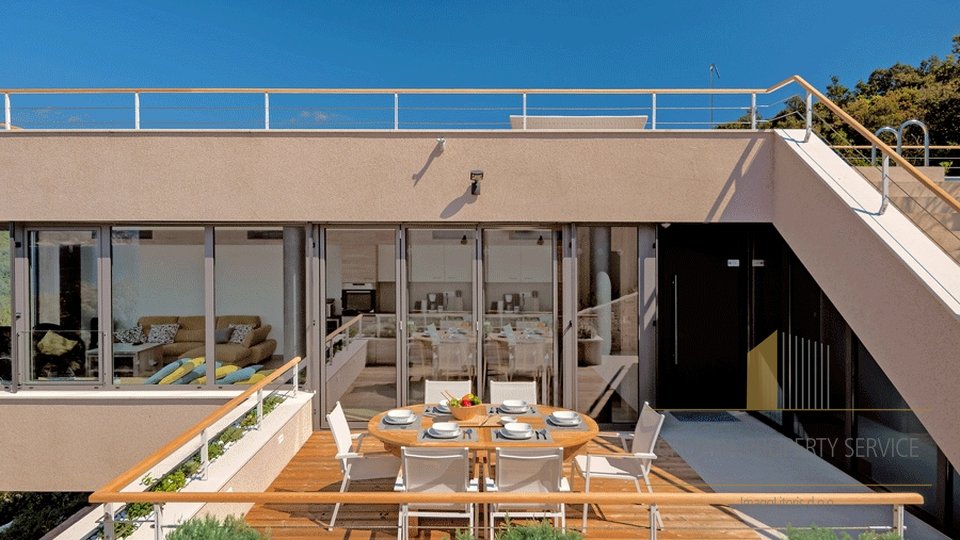 Zwei luxuriöse Villen von außergewöhnlichem Design mit herrlichem Blick auf das Meer – die Insel Korčula!