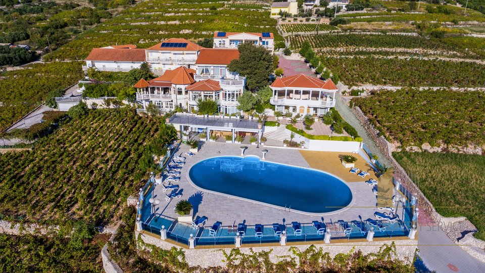 PREDIVAN HOTEL, POLUOTOK PELJEŠAC